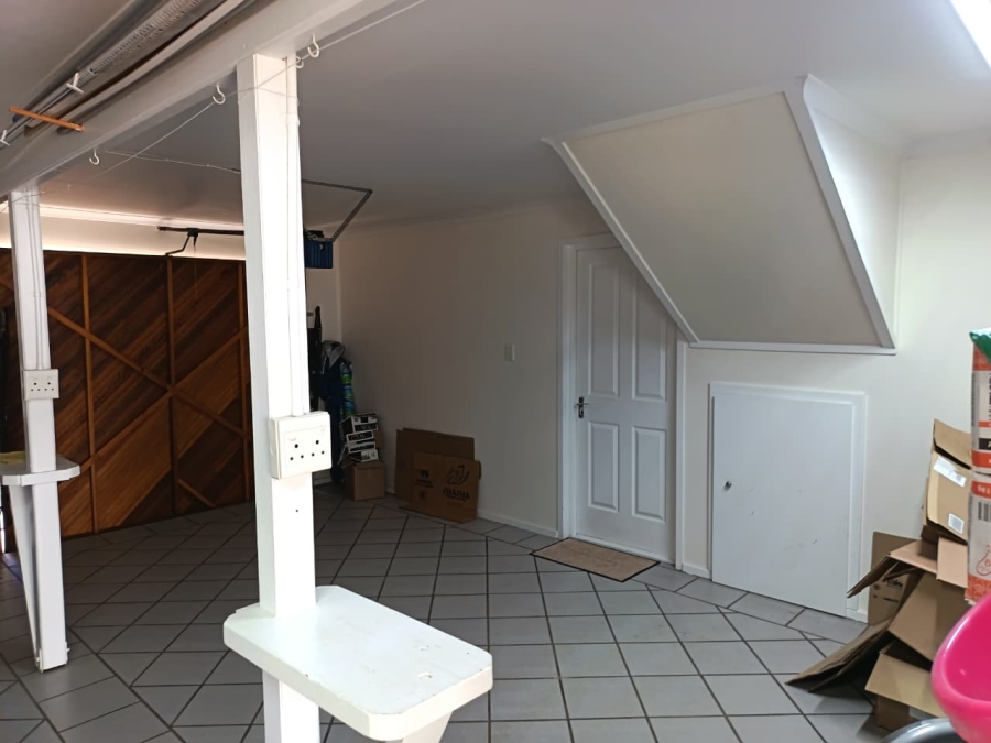 4 Bedroom Property for Sale in Bergsig Western Cape